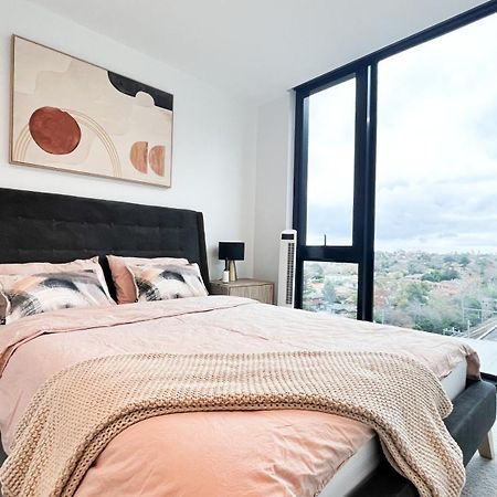 Apartment Next To Public Station, Boxhill Central, 2 Bedrooms, Free Parking And Wifi ボックスヒル エクステリア 写真