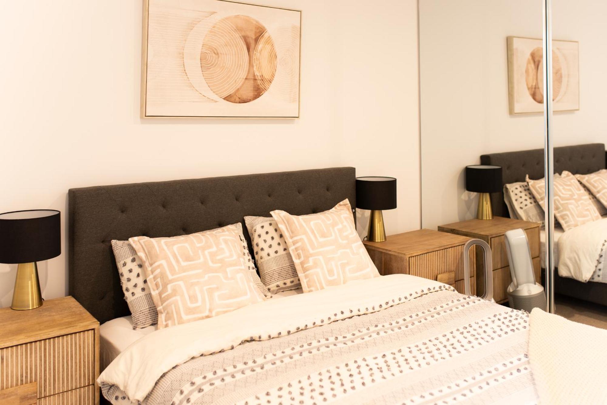 Apartment Next To Public Station, Boxhill Central, 2 Bedrooms, Free Parking And Wifi ボックスヒル エクステリア 写真